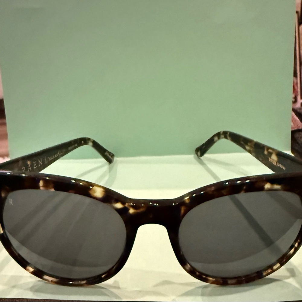 RAEN NWOT Tortoise Shell Sunglasses